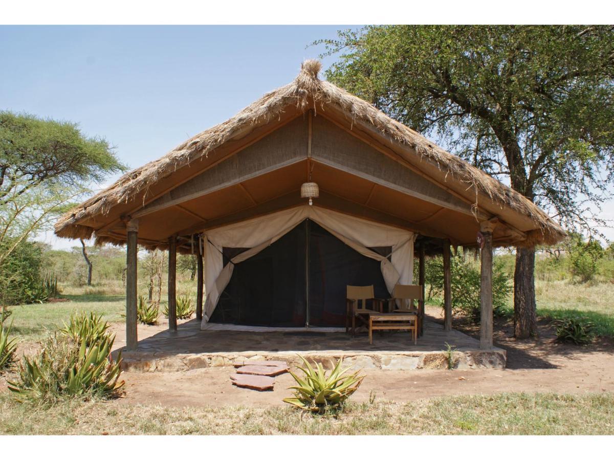 Ikoma Bush Camp Robanda Buitenkant foto